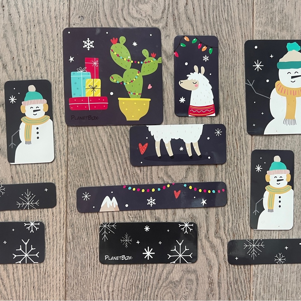PlanetBox Rover Holiday Christmas Magnets for Lunch Box - Picture 3 of 4
